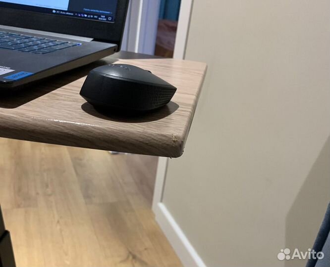 Столик для ноутбука UniStor