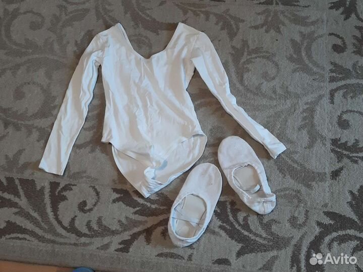 Купальник белый для танцев 40 р-р и балетки 36р-р