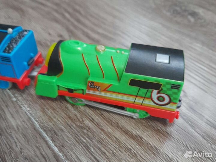 Паровозы с мотором Томас