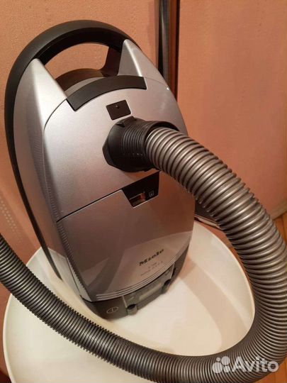 Пылесос Miele