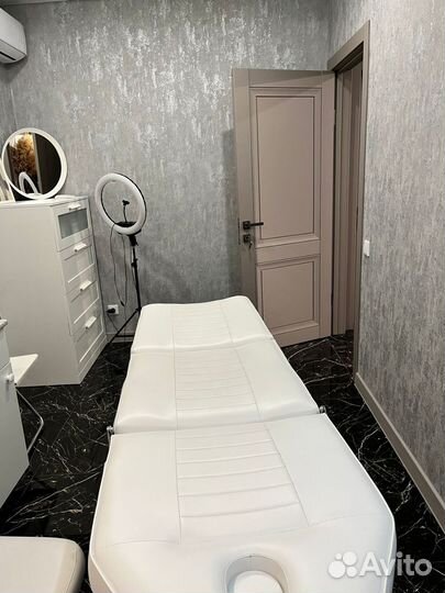 Массаж (прием ведётся в салоне)