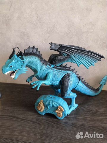 Дракон на пульте управления