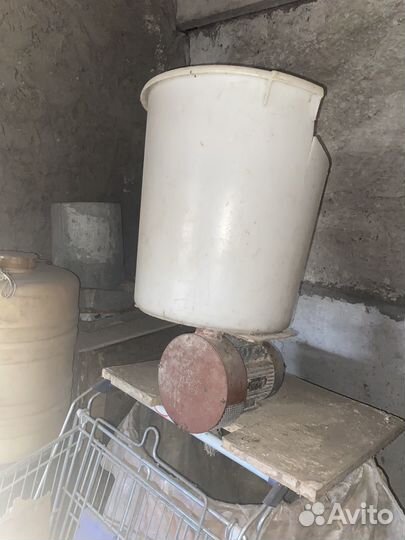 Зернодробилка бу