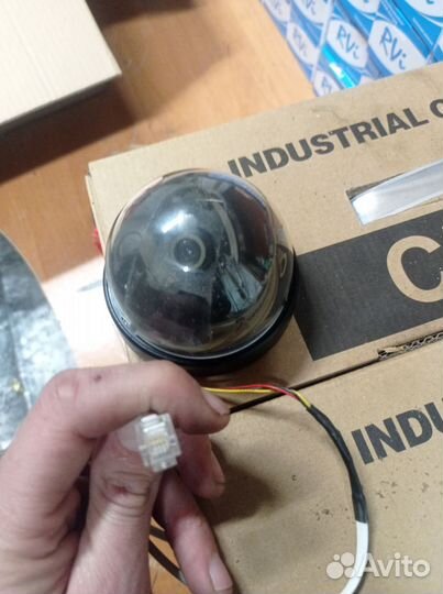 Камера видеонаблюдения купольная