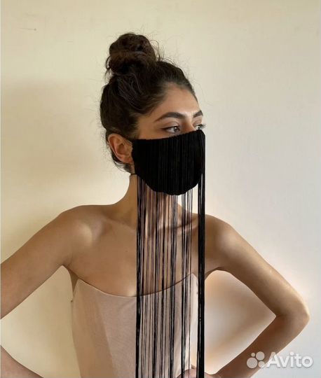 Маска с бахромой ushatava