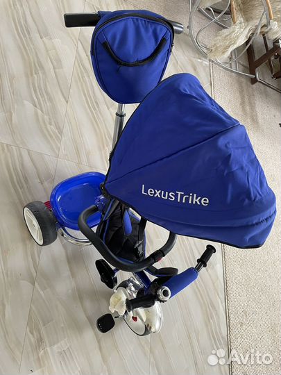 Трехколесный велосипед с родительской ручкой