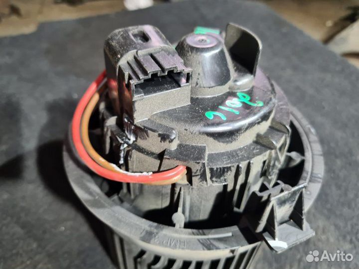 Мотор печки LADA Largus K4M 2016