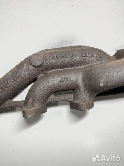 Впускной коллектор Audi а6с4 2.5 Дизель