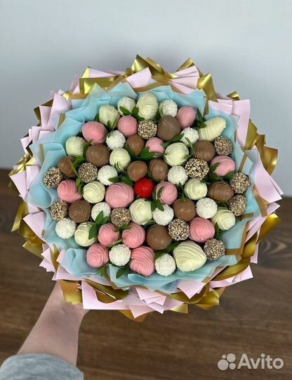 Букет из клубники в шоколаде