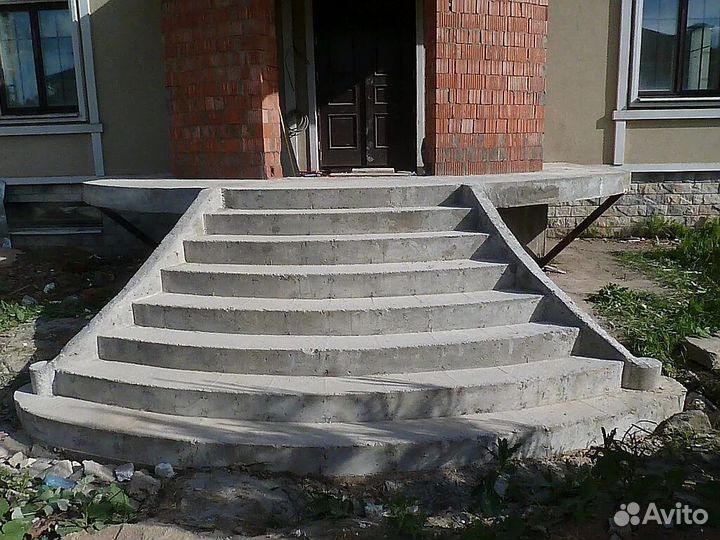 Бетонные лестницы