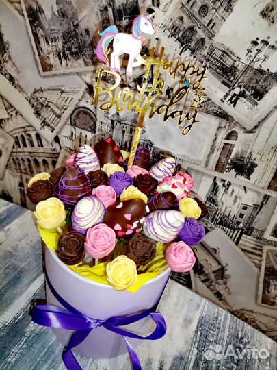 Шоколадные розы клубника из шоколада ручной работы