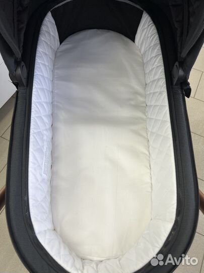 Коляска детская Mowbaby Zoom (Gold Black)