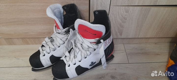 Коньки 42 размер