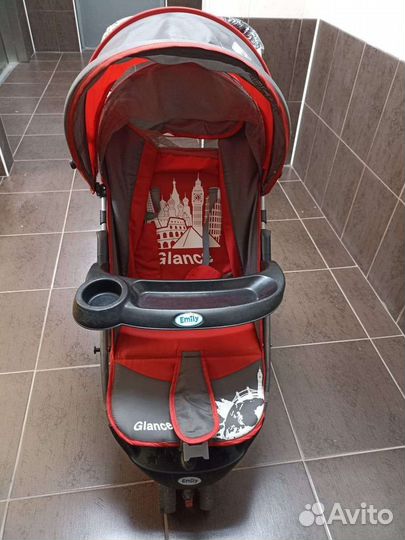 Прогулочная коляска