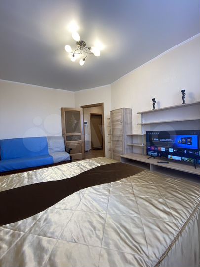 1-к. квартира, 45 м², 8/16 эт.
