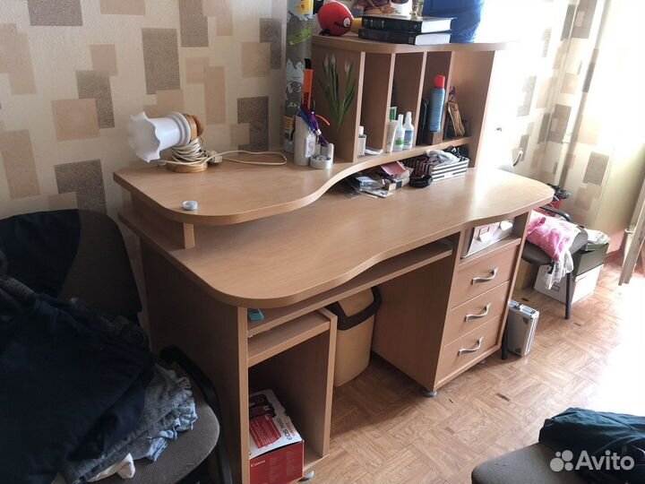 Компьютерный стол