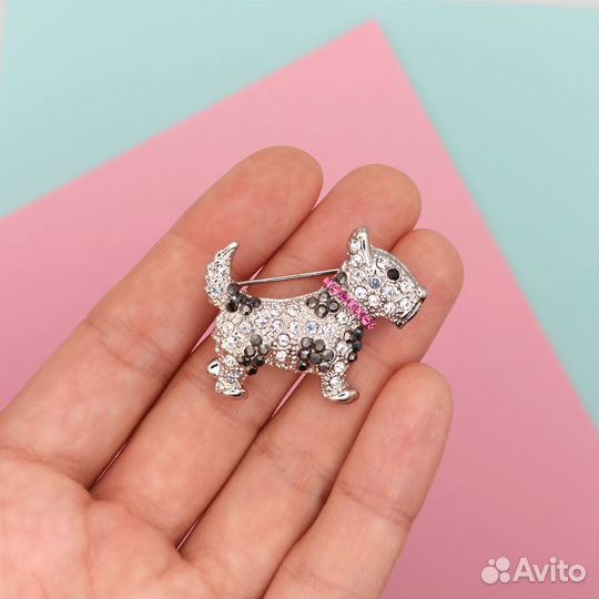 Брошь кулон собачка, собака, терьер