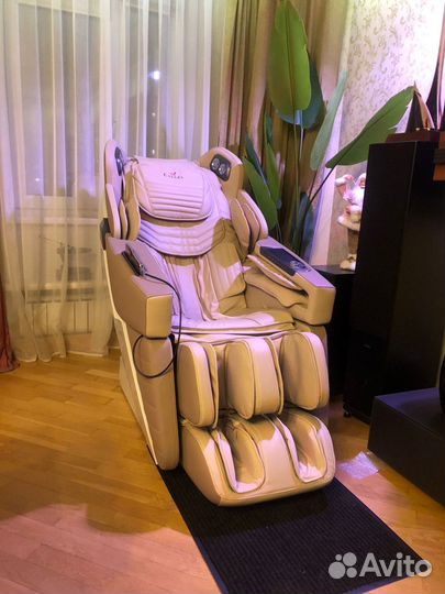 Массажное кресло Casada Alphasonic 3