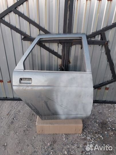 Задняя правая дверь ваз 2112