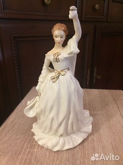 Статуэтка фарфор Royal Doulton Англия, 