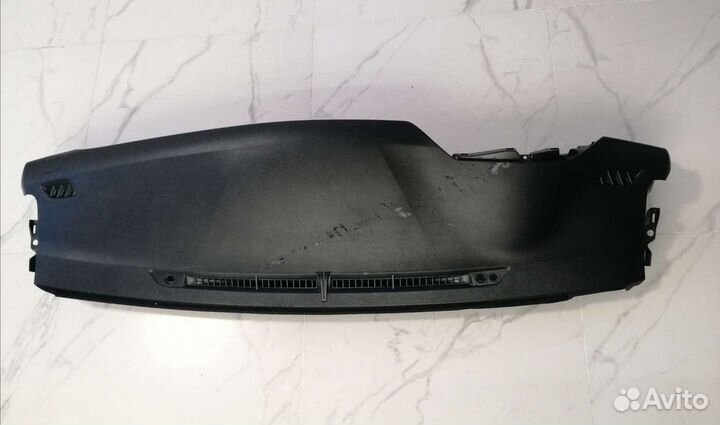 Торпедо Toyota Fortuner (приборная панель)