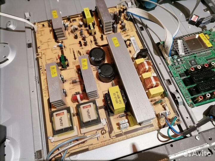 Телевизор ЖК samsung LE46S81B