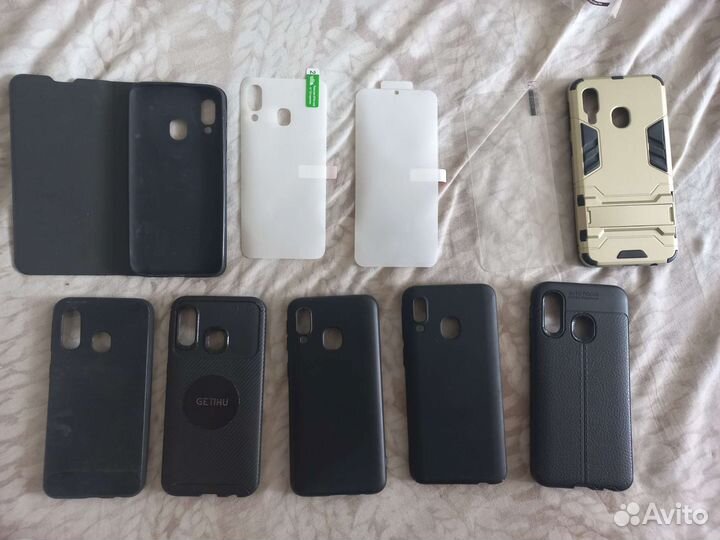Чехлы, защитная плёнка на Samsung A40