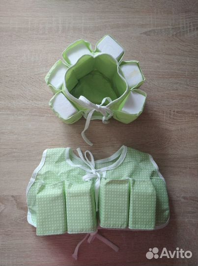 Шапочка и жилет для плавания