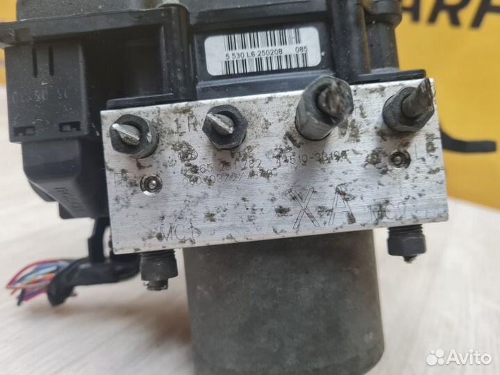 Блок abs Toyota Camry ACV40 2AZ-FE