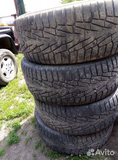 Nokian Tyres Hakkapeliitta 7 285/60 R18