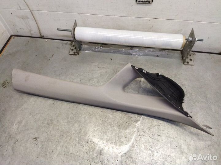 Обшивка стойки передняя правая Kia Ceed JD хетчбэк