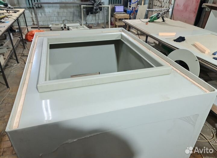 Изотермическая ёмкость для перевозки рыбы 1000л