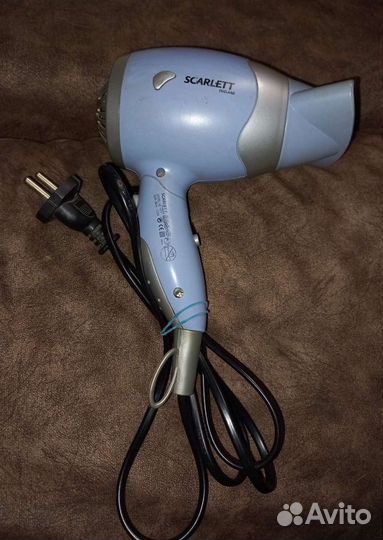 Выпрямитель для волос, фен