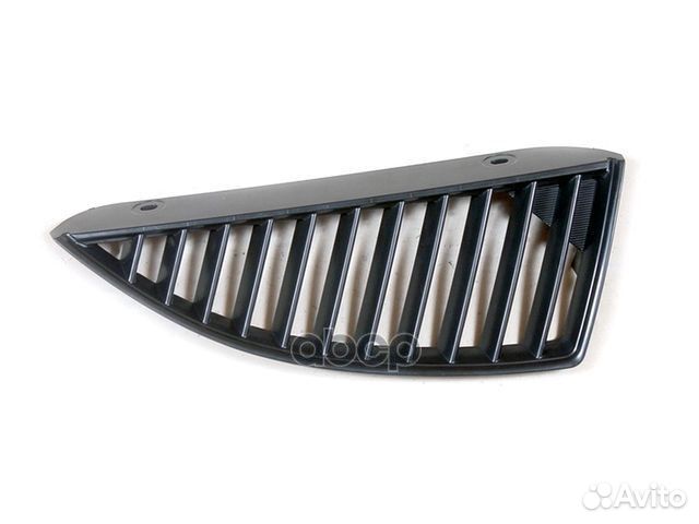 Решётка радиатора правая черная lancer ix -05 M