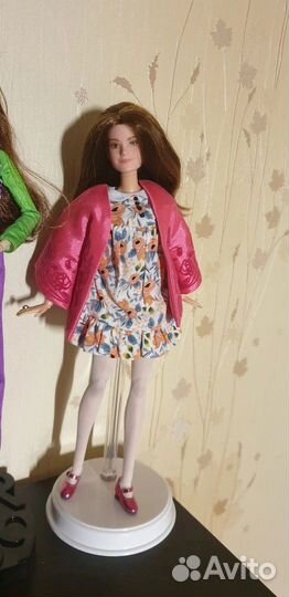 Barbie looks extra мексиканка