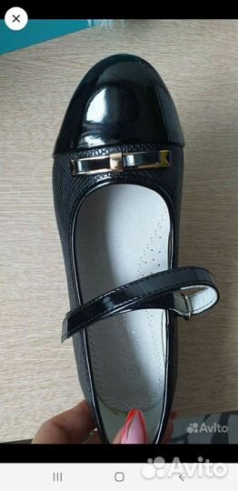 Туфли на девочку новые