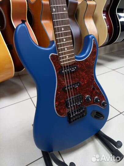 Электрогитара Новая