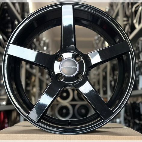 Литые диски Vossen CV3 7×R17 4×100