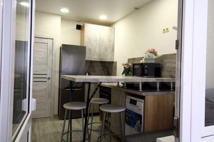 2-к. квартира, 65 м², 4/16 эт.