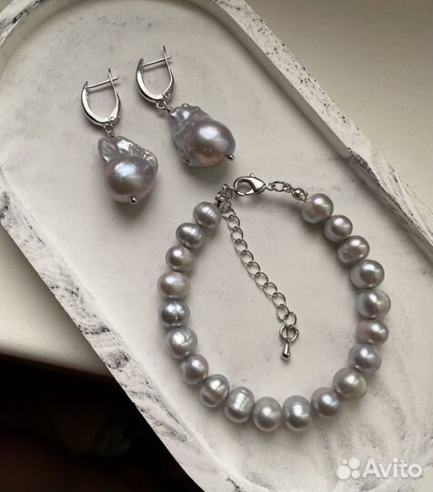 Браслет из серого жемчуга