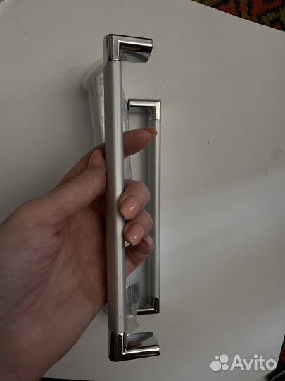 Мебельные ручки