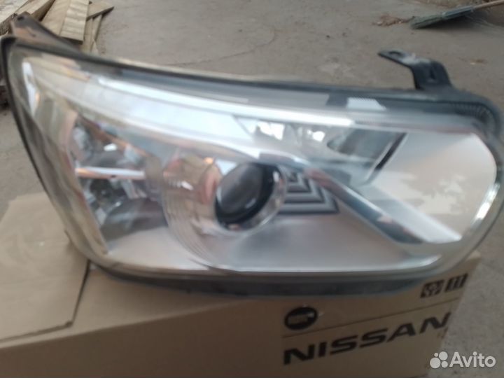 Фара передняя правая датсун