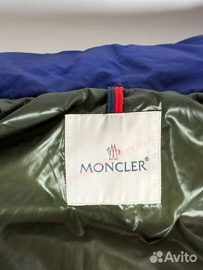 Пуховик Moncler Jacket