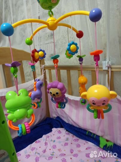 Мобиль на кроватку с проектором, ночником