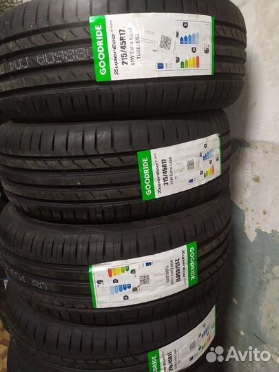 Goodride ZuperEco Z-107 215/45 R17