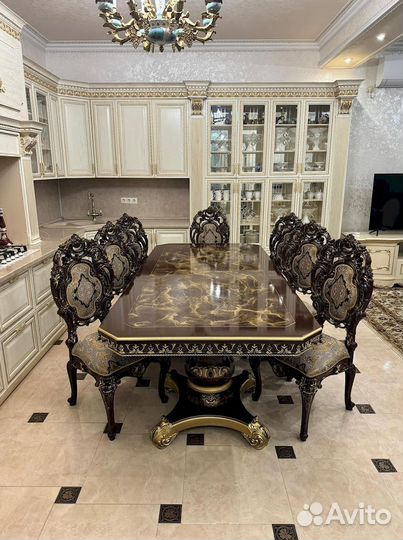 Столы и стулья для кухни. В наличии