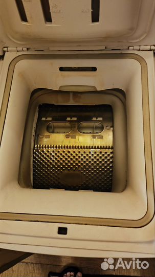 Стиральная машина с вертикальной загрузкой