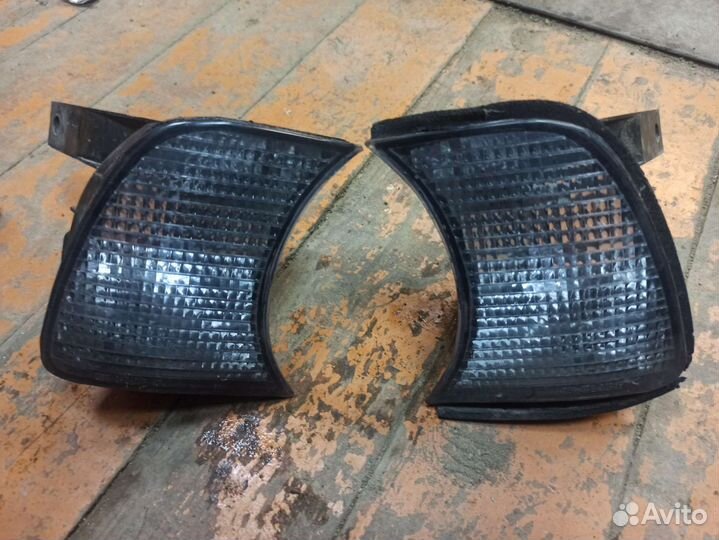 Поворотники BMW e34