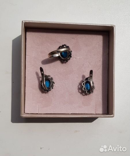 Бирюзовый комплект бижутерии