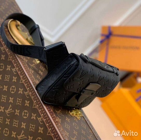 Сумка Louis Vuitton